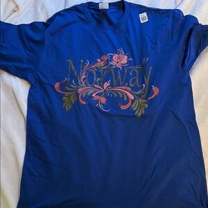 Norway Floral T-Shirt (L)